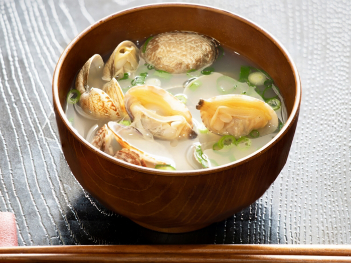 満足しています。